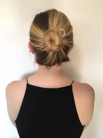 Hairpin Hairfork hairdo haarsieraad haarspeld opgestoken haar