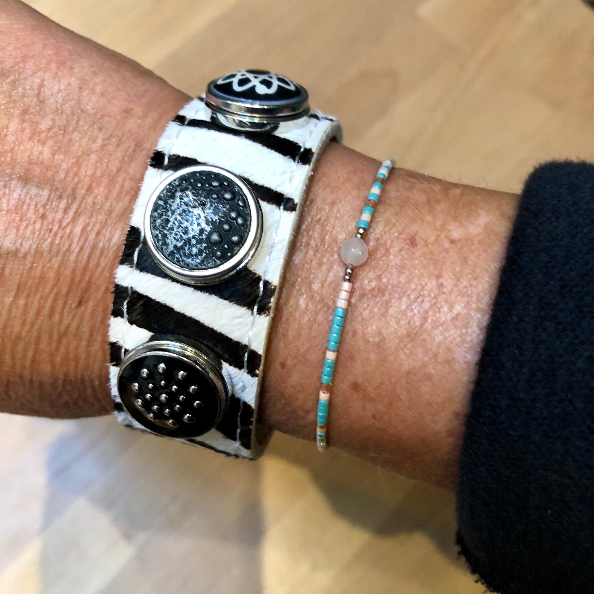 Armband voor click buttons - leder trio zebra