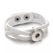 Armband wit clicks /buttons incl. 2 buttons naar keuze