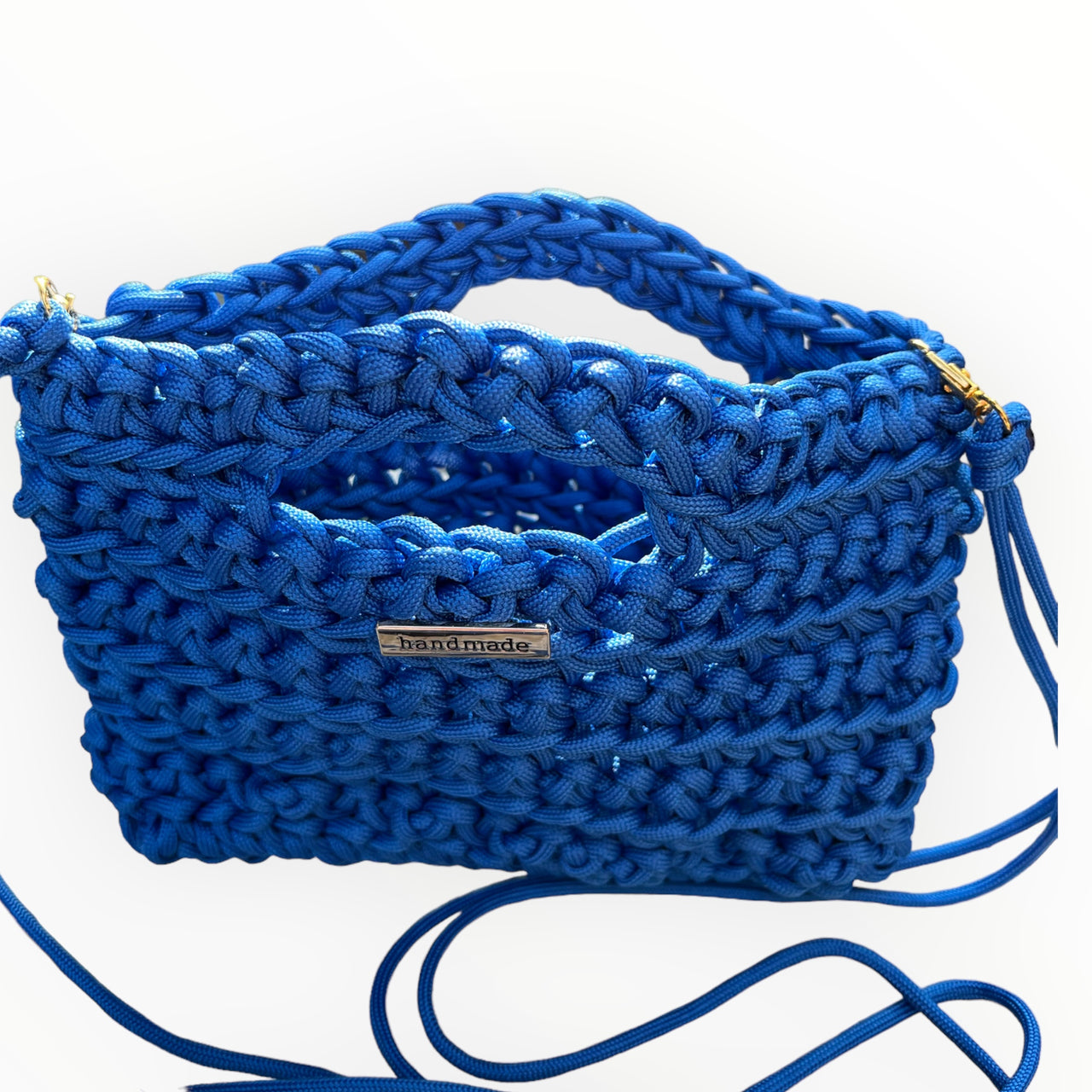ByApril- Gehaakte mini crossbody tas in kobaltblauw met extra schouderband - HAIRPIN.NU