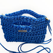 ByApril- Gehaakte mini crossbody tas in kobaltblauw met extra schouderband - HAIRPIN.NU