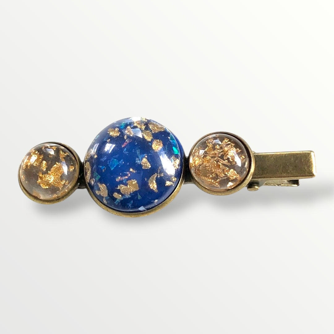Hairclip cabochon gold flakes - blauw