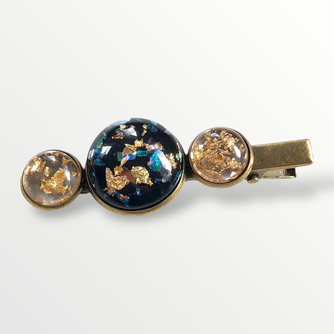 Hairclip cabochon gold flakes - zwart