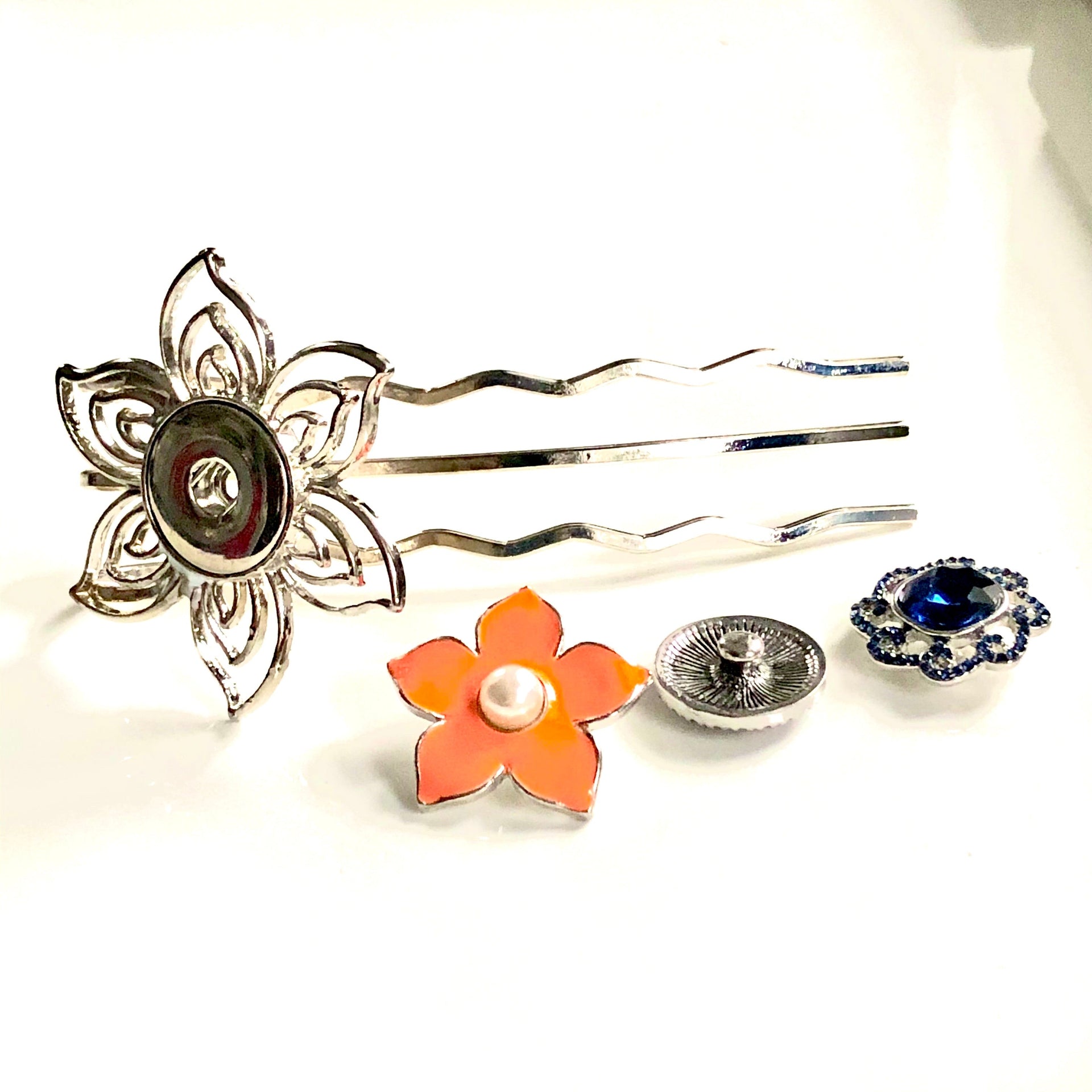 Hairfork flower- hairaccessories - haarpin incl. 3 gratis buttons naar keuze - fork (10cm haak)