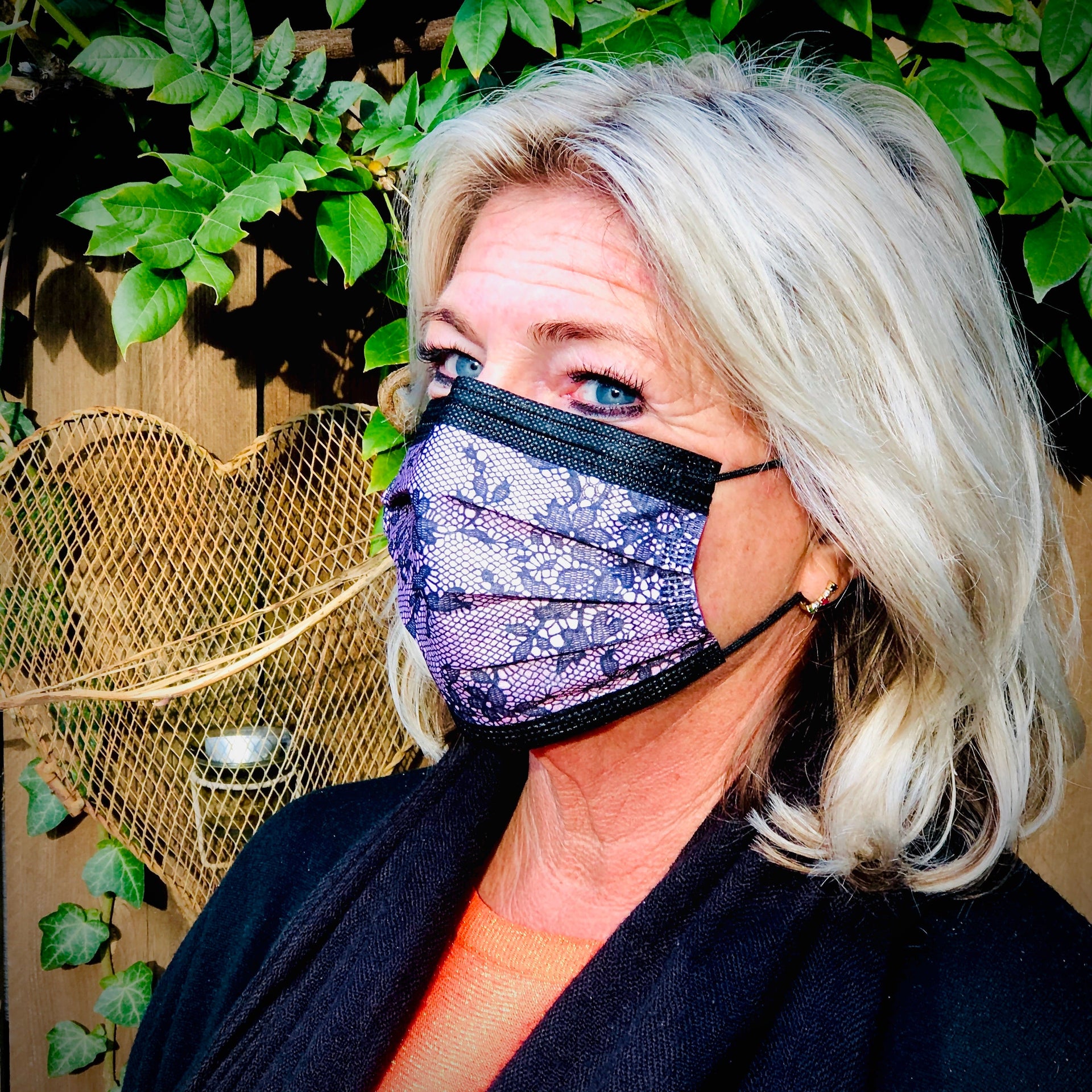 Mondkapje kantprint zwart-roze