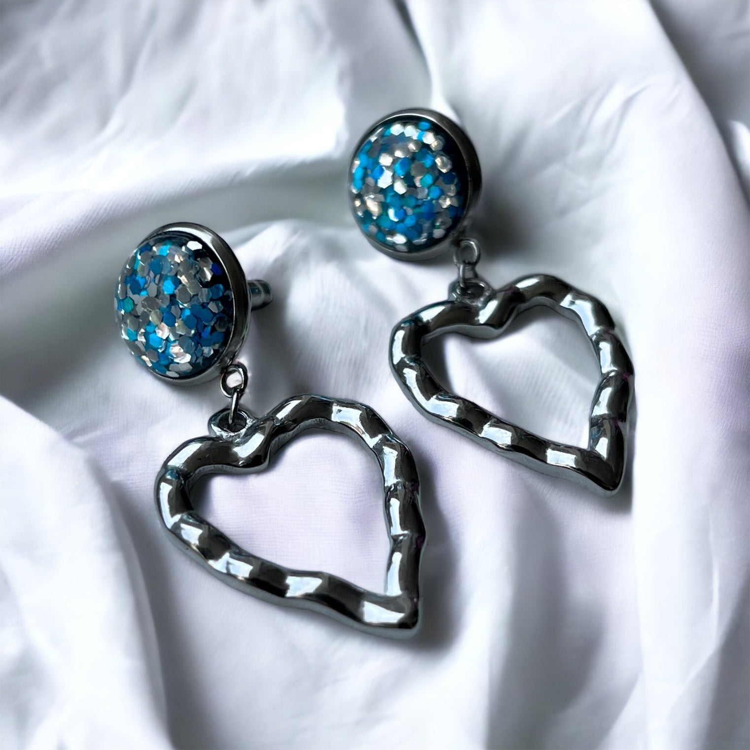 Oorbel cabochon hanger sparkling love - sparkling blue