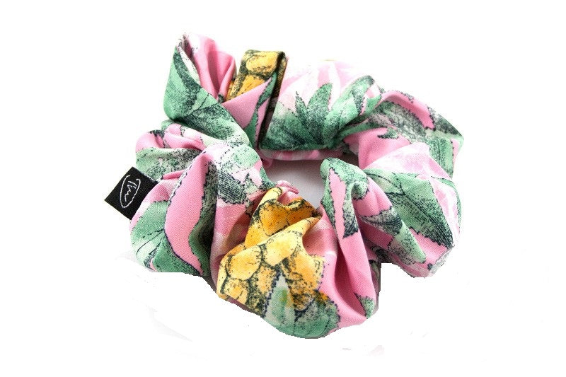 Roze ananas scrunchie