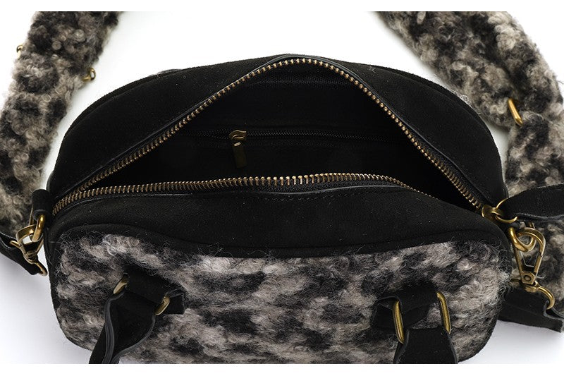 Schoudertas winnipeg zwart panterprint – trendy en functioneel - tas