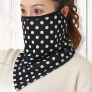 Sjaal geschikt als mondkapje met neusbrug model dots - mondkapje