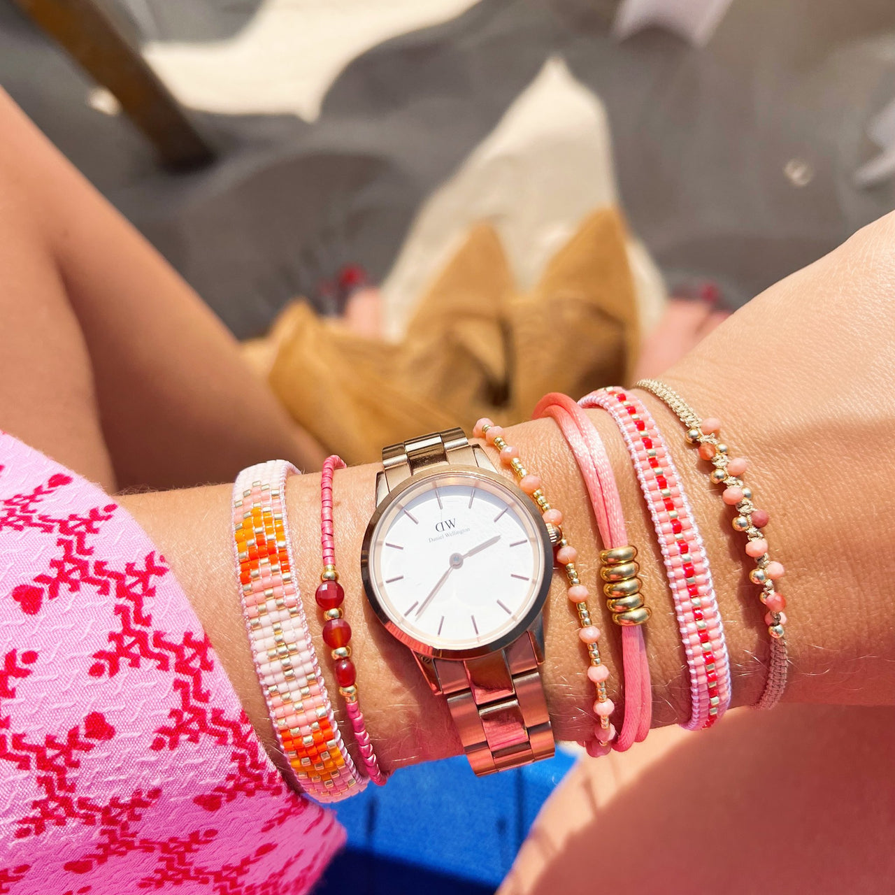 Edelsteen armband met vergulde miyuki – perzik