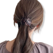 Haarklem de "loop" een uniek haaraccessoire - HAIRPIN.NU