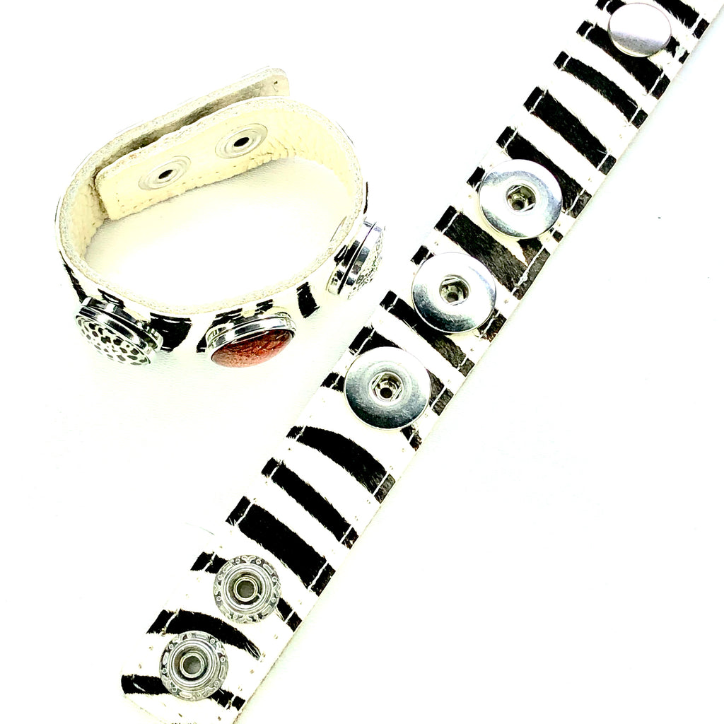 Armband voor click buttons - leder trio zebra - HAIRPIN.NU