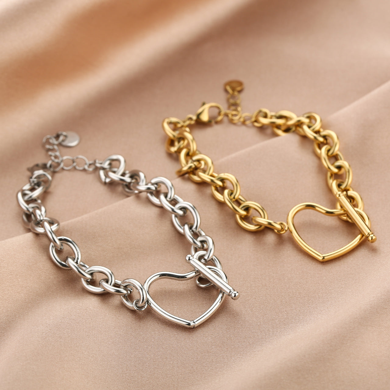 Armband schakel kapitel slot in hart vorm goudkleur - HAIRPIN.NU
