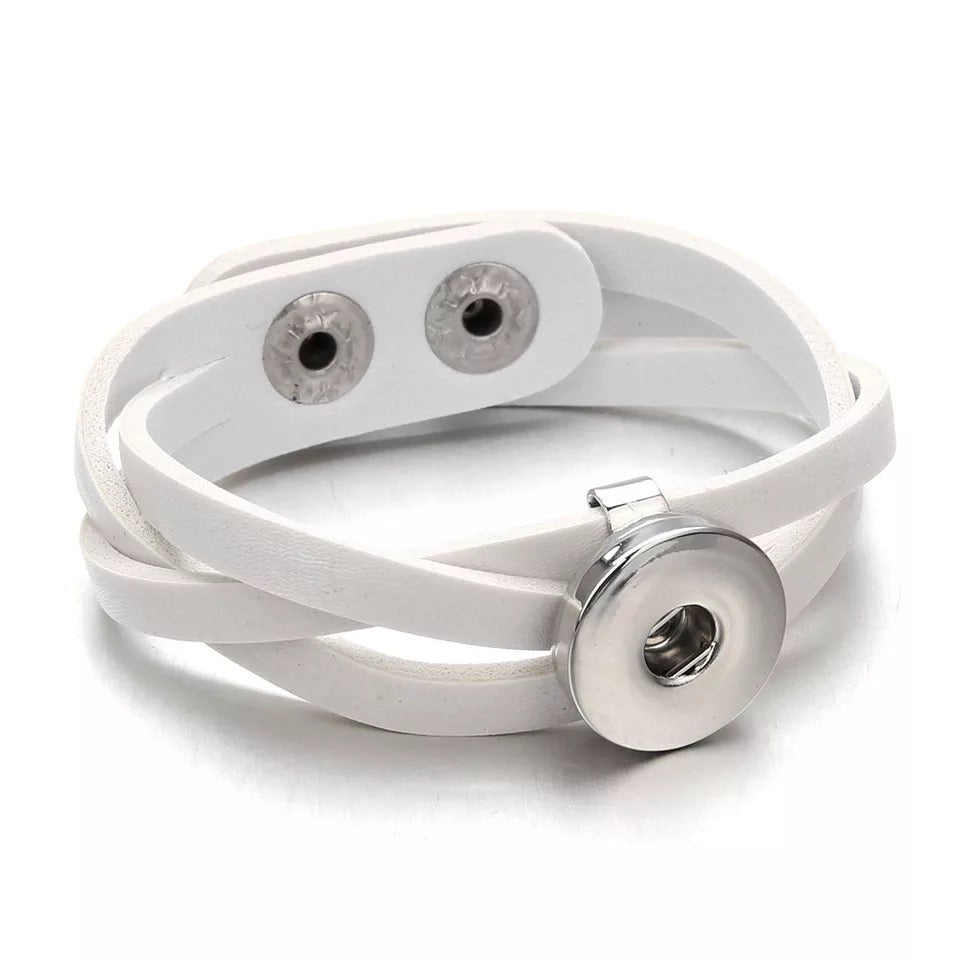 Armband wit clicks /buttons incl. 3 buttons naar keuze